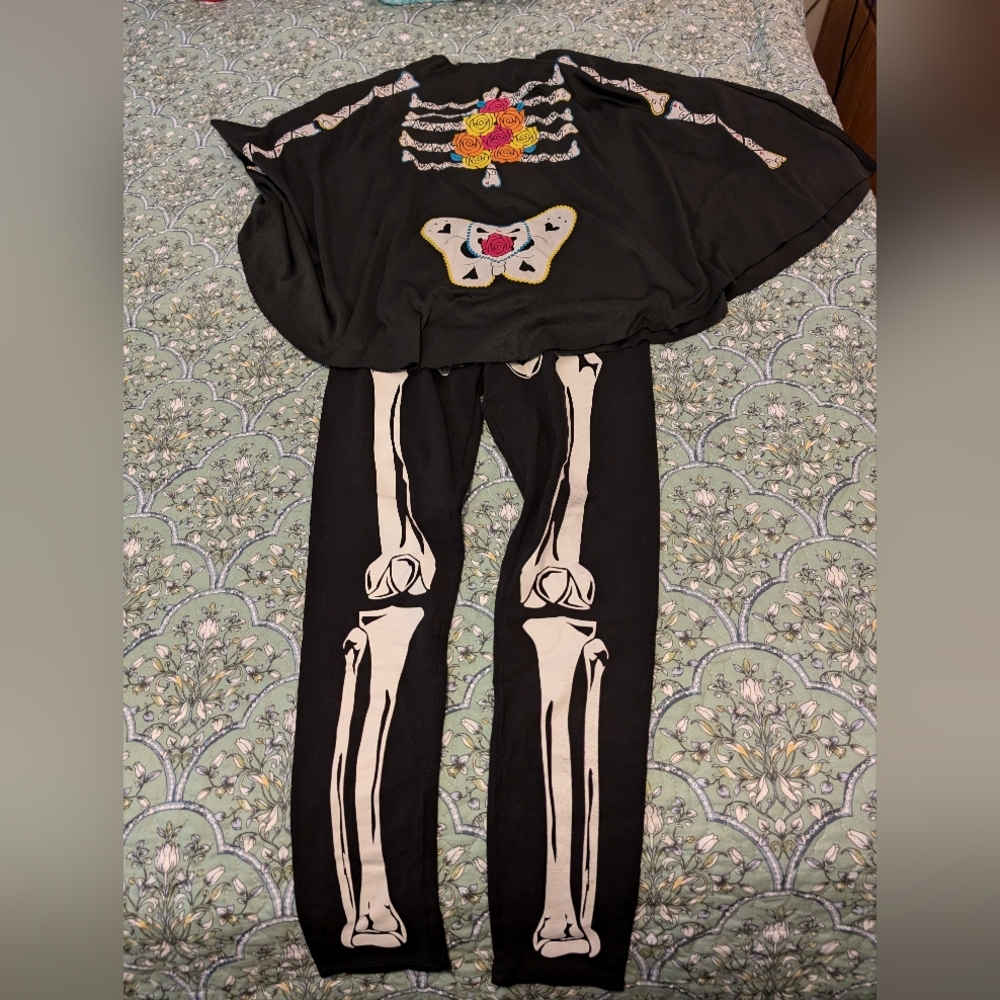 Skeleton costume/Day of Dead